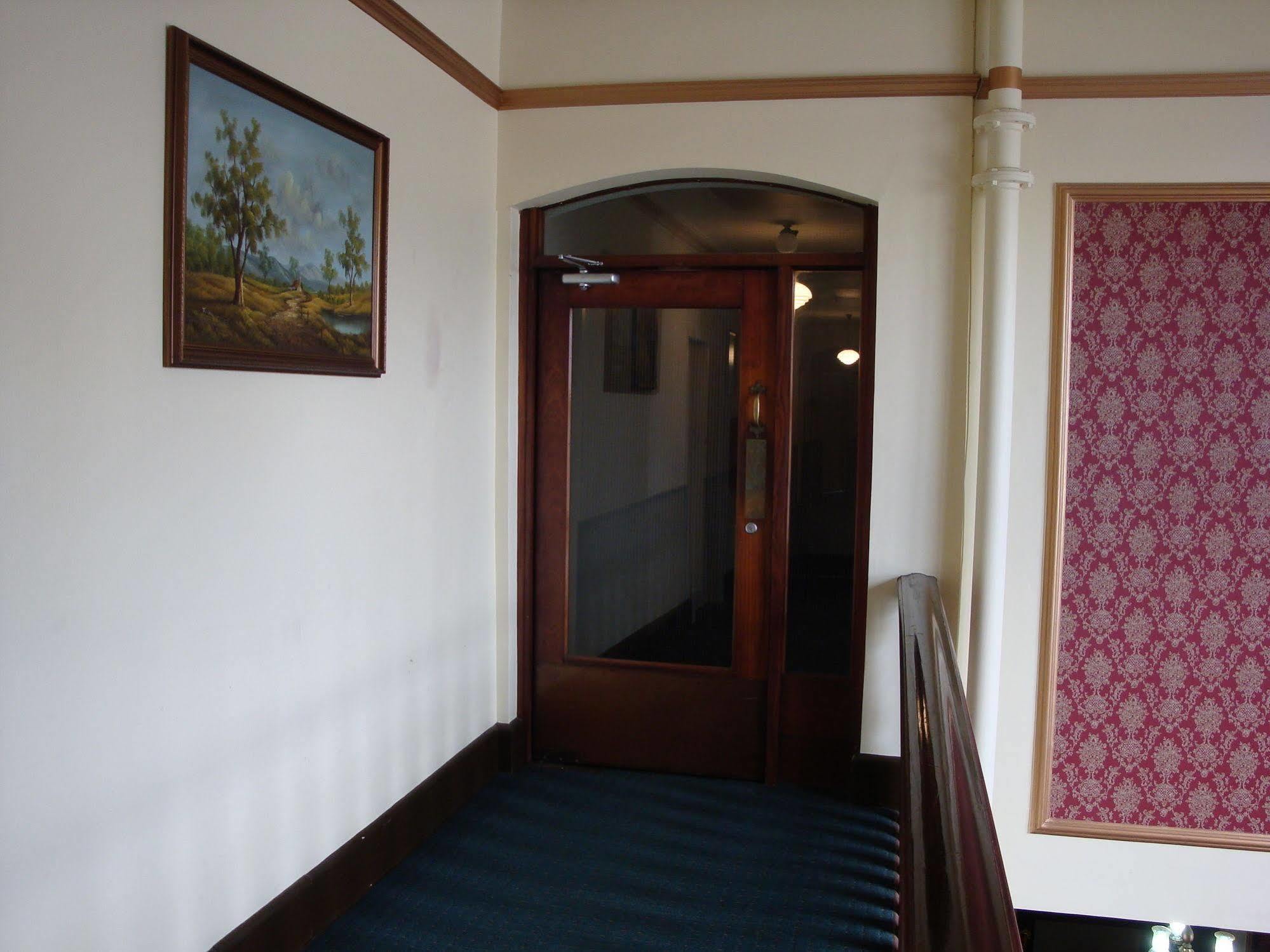 Grand Hotel - Whangarei Dış mekan fotoğraf